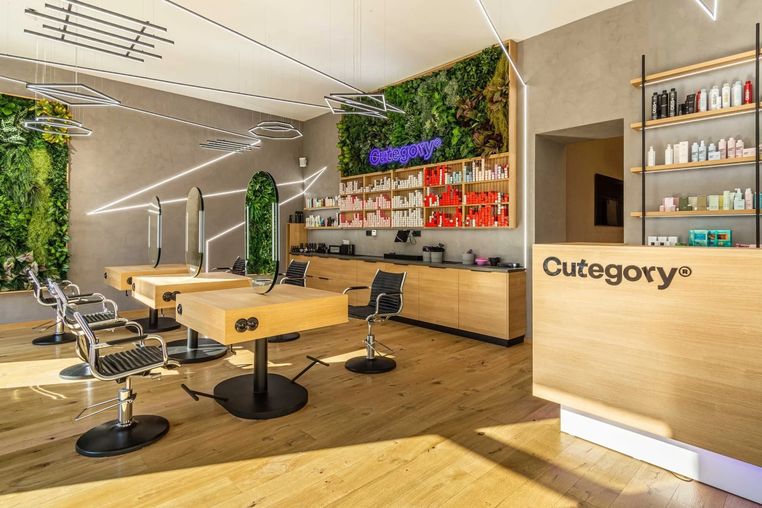 Interiér salonu Cutegory Brno